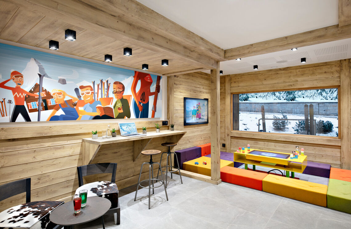 Chalets Elena reception play area