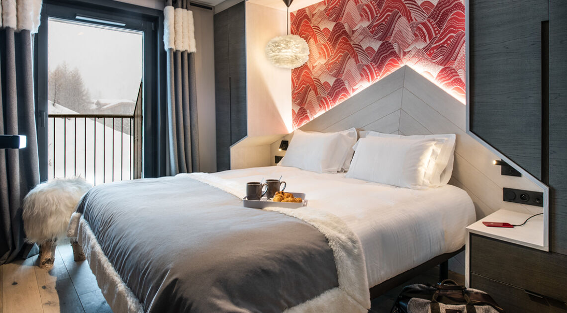 Izia double bedroom