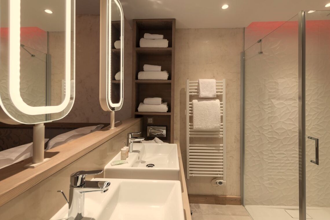 Hevana bathroom