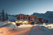 Hotel Alparena exterior