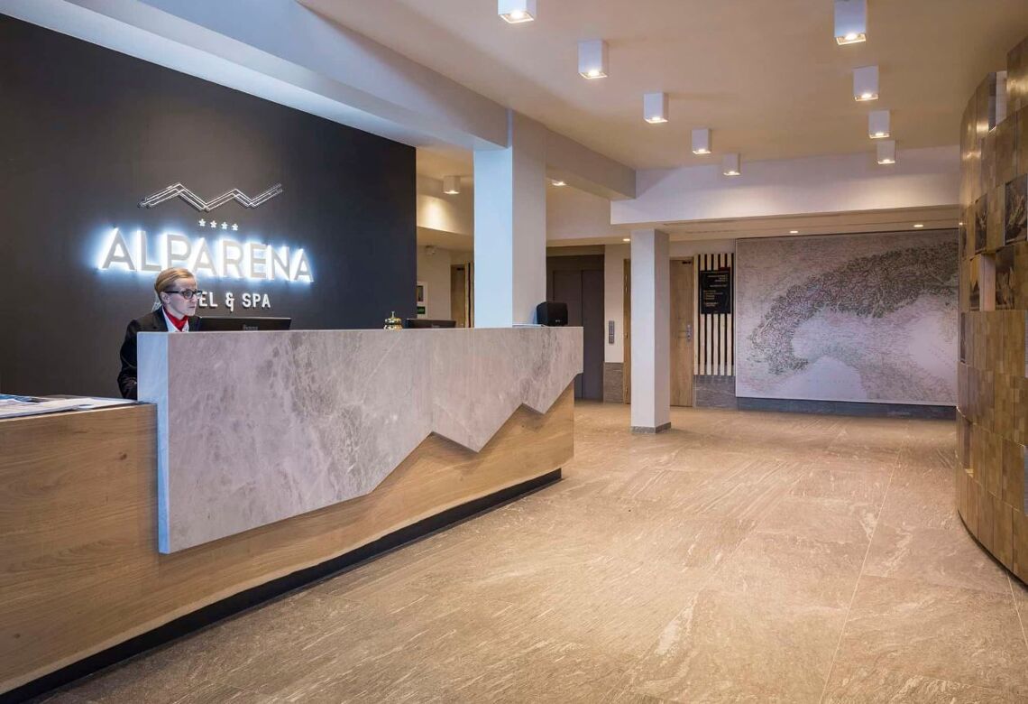 Hotel Alparena reception