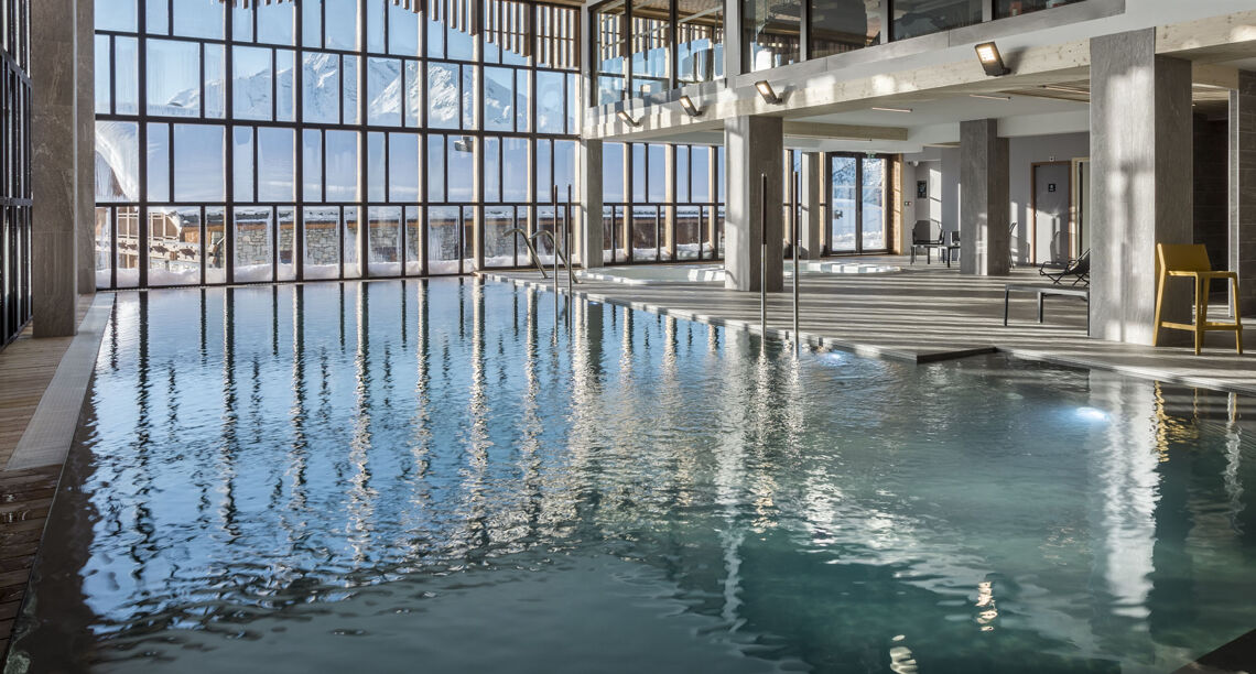 Hotel Alparena pool