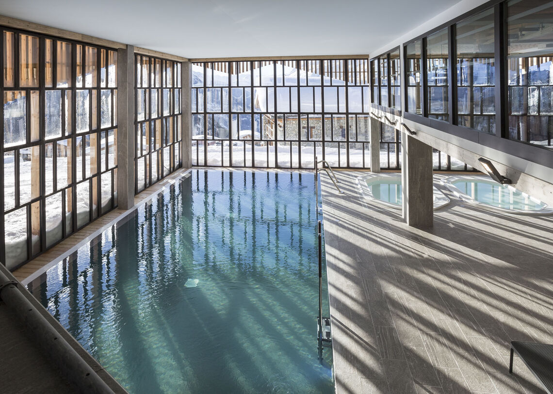Hotel Alparena pool