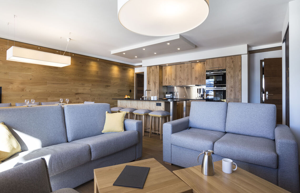 Alparena superior suite lounge