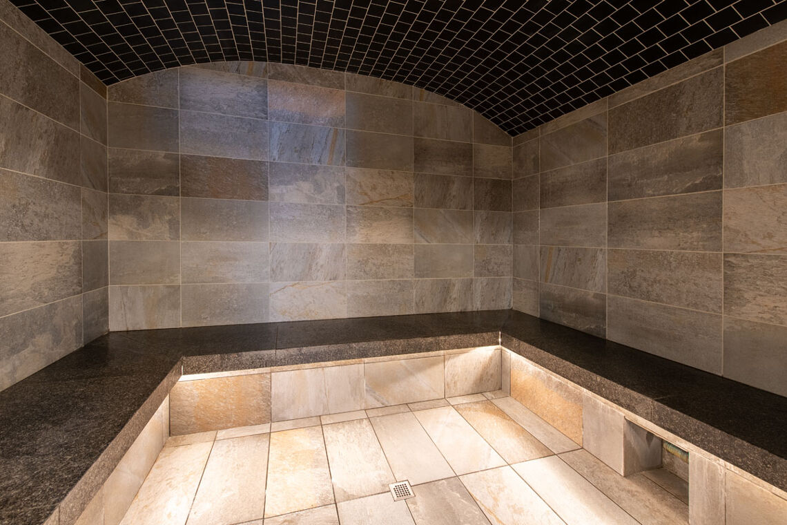 Steam Room, Lodge des Neiges