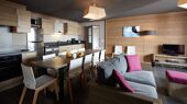Chalets du Soleil contemporary dining area