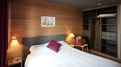 Chalets du Soleil contemporary bedroom