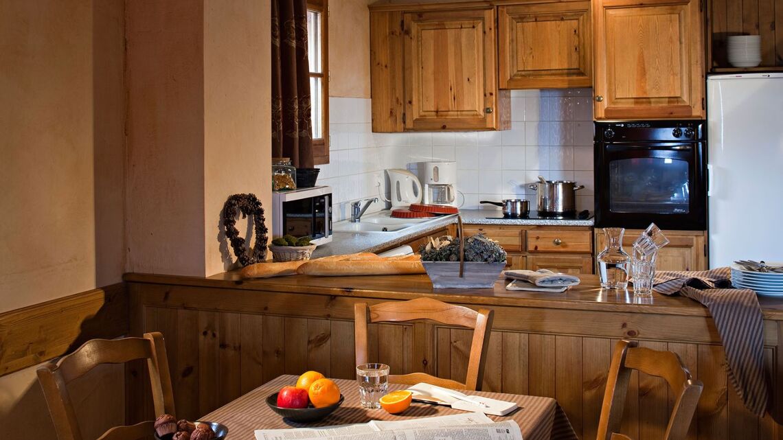 Chalets du Soleil traditional kitchen