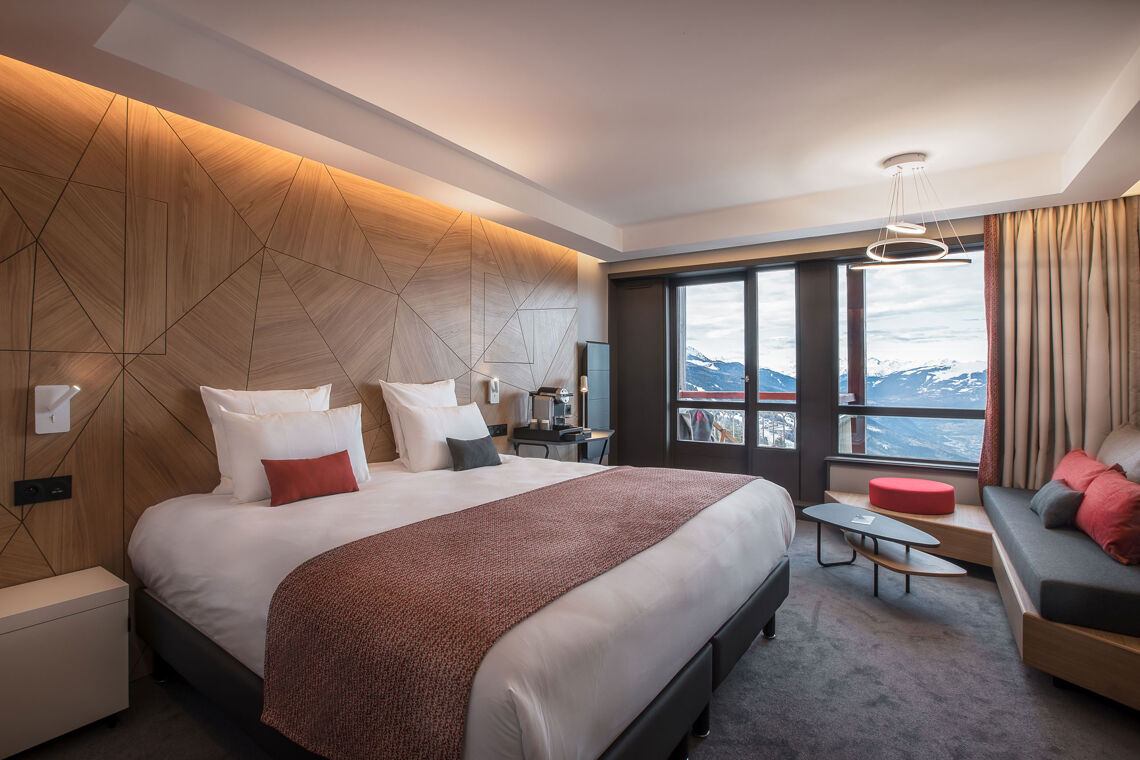 Mercure double bedroom