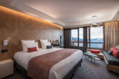 Mercure double bedroom