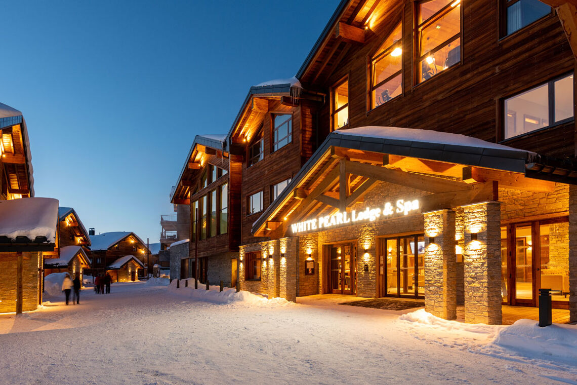 White Pearl Lodge - Central Position