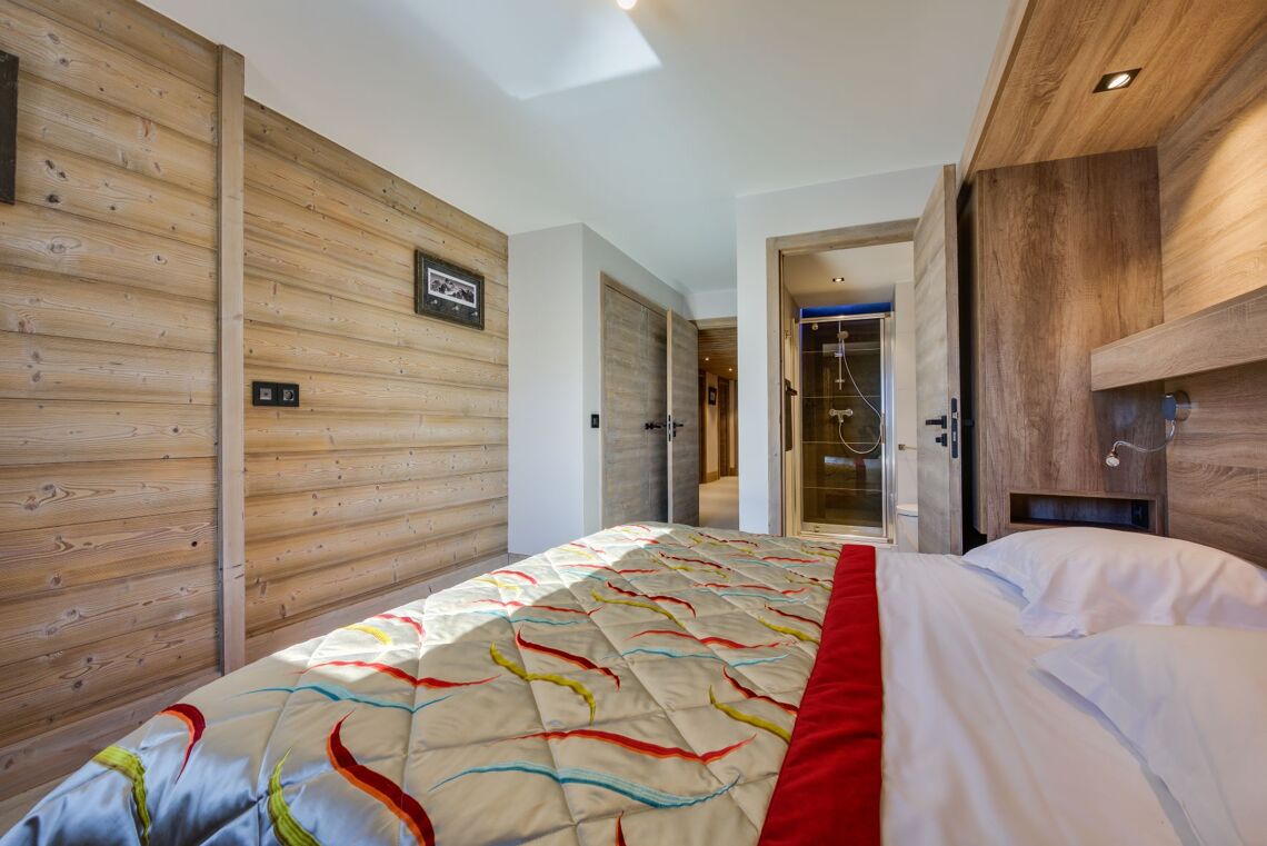 White Pearl Lodge - Bedroom