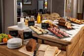 Buffet breakfast Hotel Ski Lodge