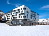Hotel VoulezVous exterior