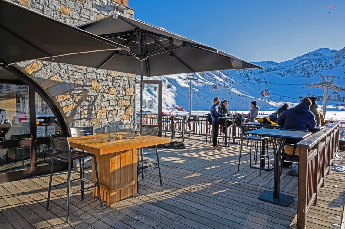 Hotel Le Levanna Bar outside area