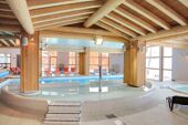 Les Balcons Platinum Val Thorens Swimming pool view