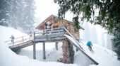 Avoriaz stash ini the snow