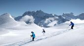Family skiing Avoriaz Portes du Soleil