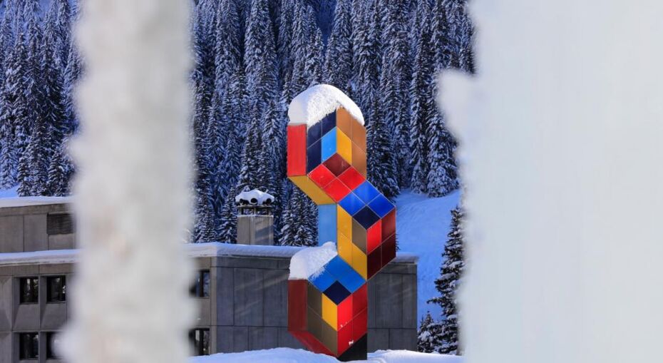 Flaine cubic sculpture