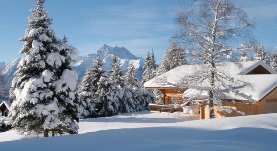 Snowy accommodation in Villars