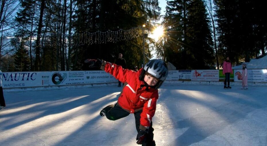 Villars ice skating