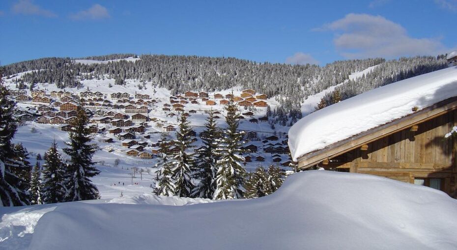 Set into the side of the mountain, the town is quaint and traditional with a French feel.