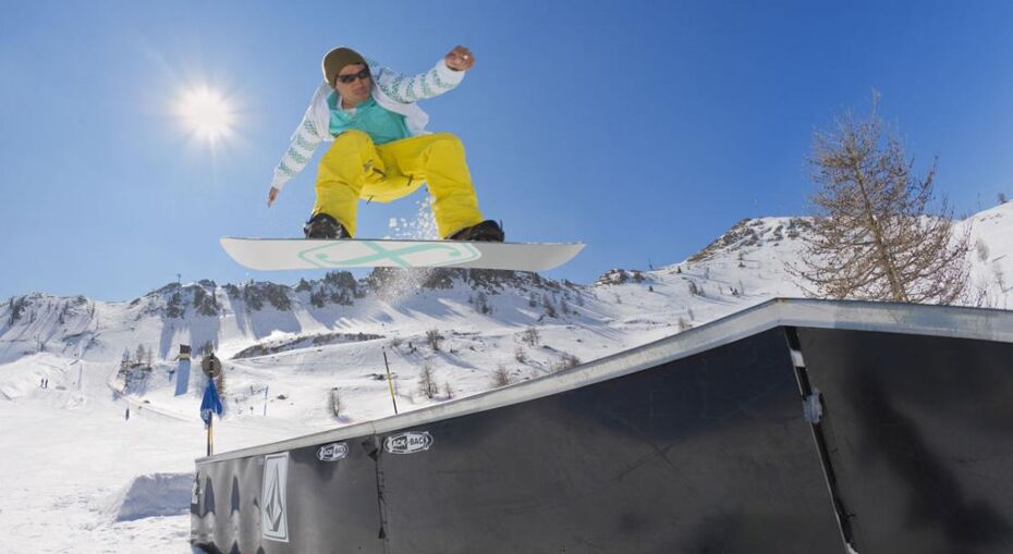 Boarding in Isola 2000