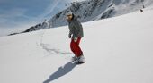 Snowboarding in La Toussuire, France