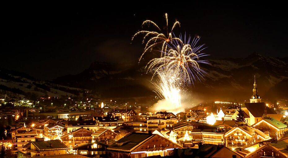 Megève by night