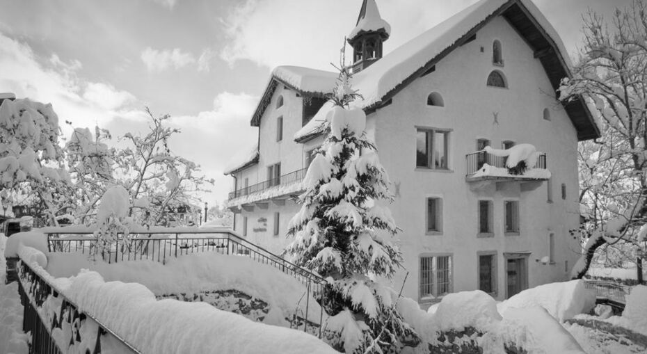 Heavy snow in Megeve