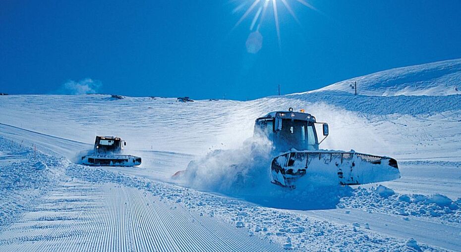 Piste bashers in Valloire