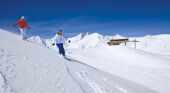 Skiing in Valloire