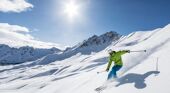Skiing in Vars