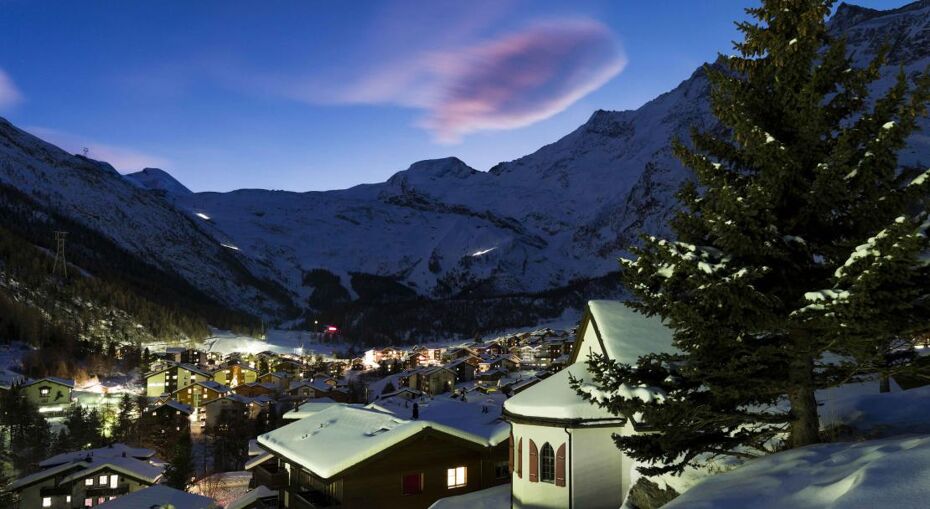 Saas Fee village at night