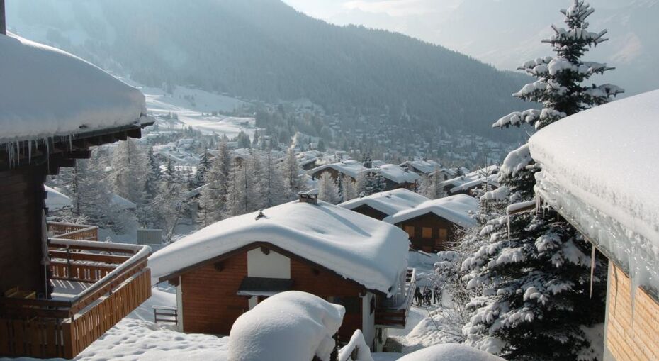 Snow covered accommodation in Verbier