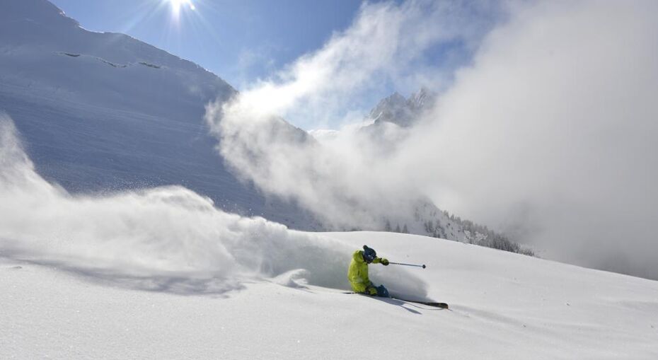 Skiing in La Clusaz