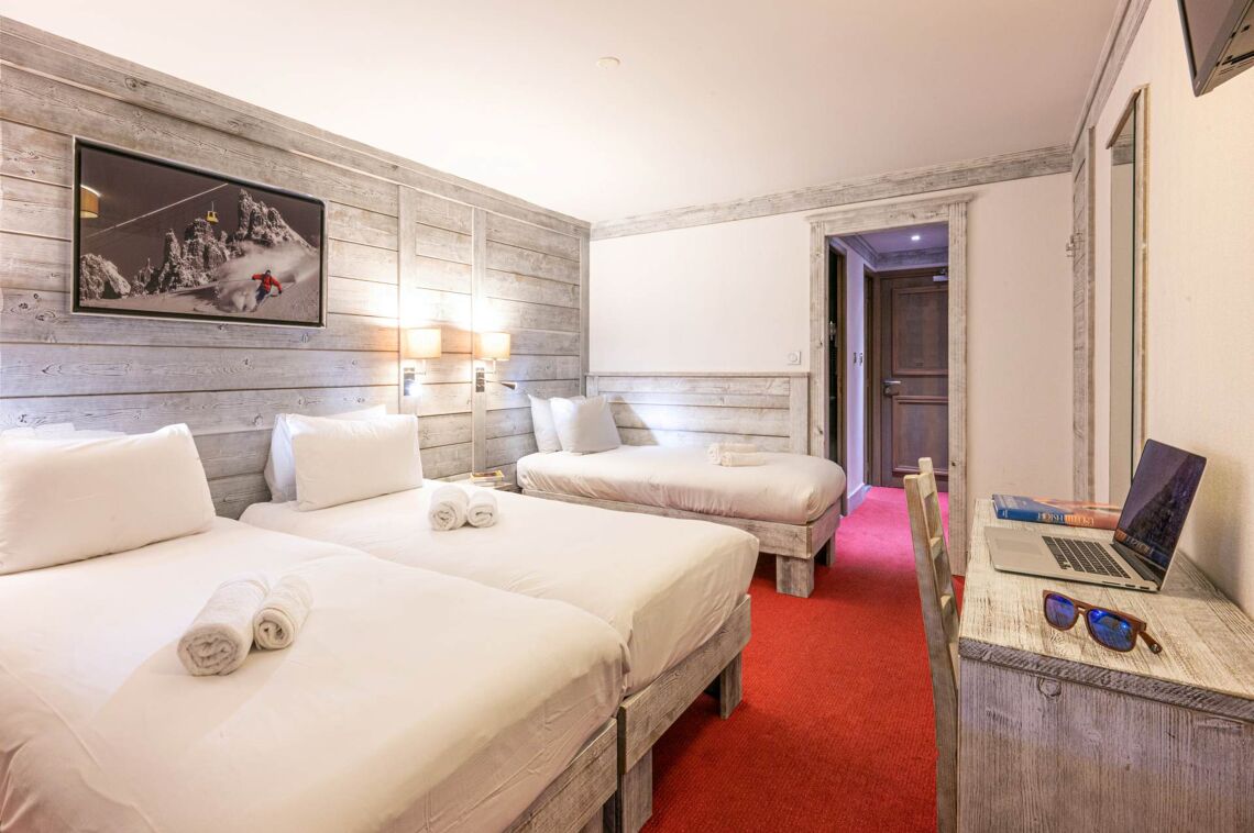 Hotel L'Aiguille Percee, Privilege triple room, Tignes, Les Etincelles