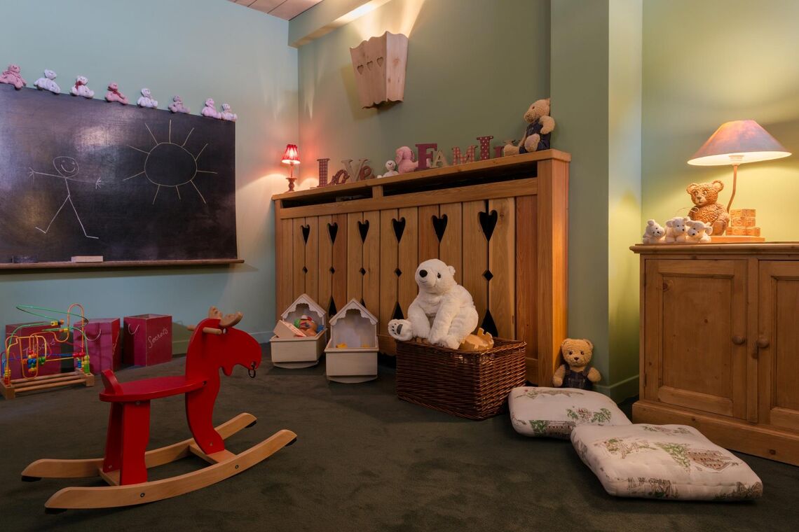 Hotel Au Chamois d'Or, playroom, Les Etincelles, Alpe d'Huez