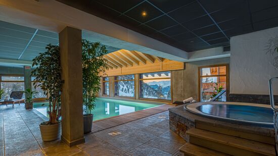 La Plagne, Hotel Carlina, pool