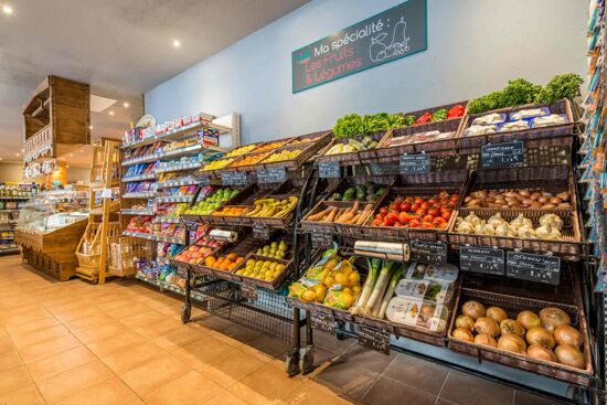 Les Arcs, Chalet de l'Ours, supermarket